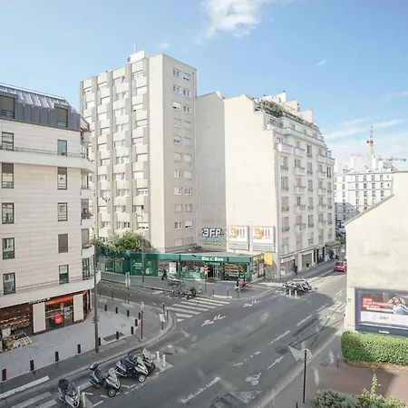 Nice Bright Studio On Rue Lecourbe 15Th 巴黎